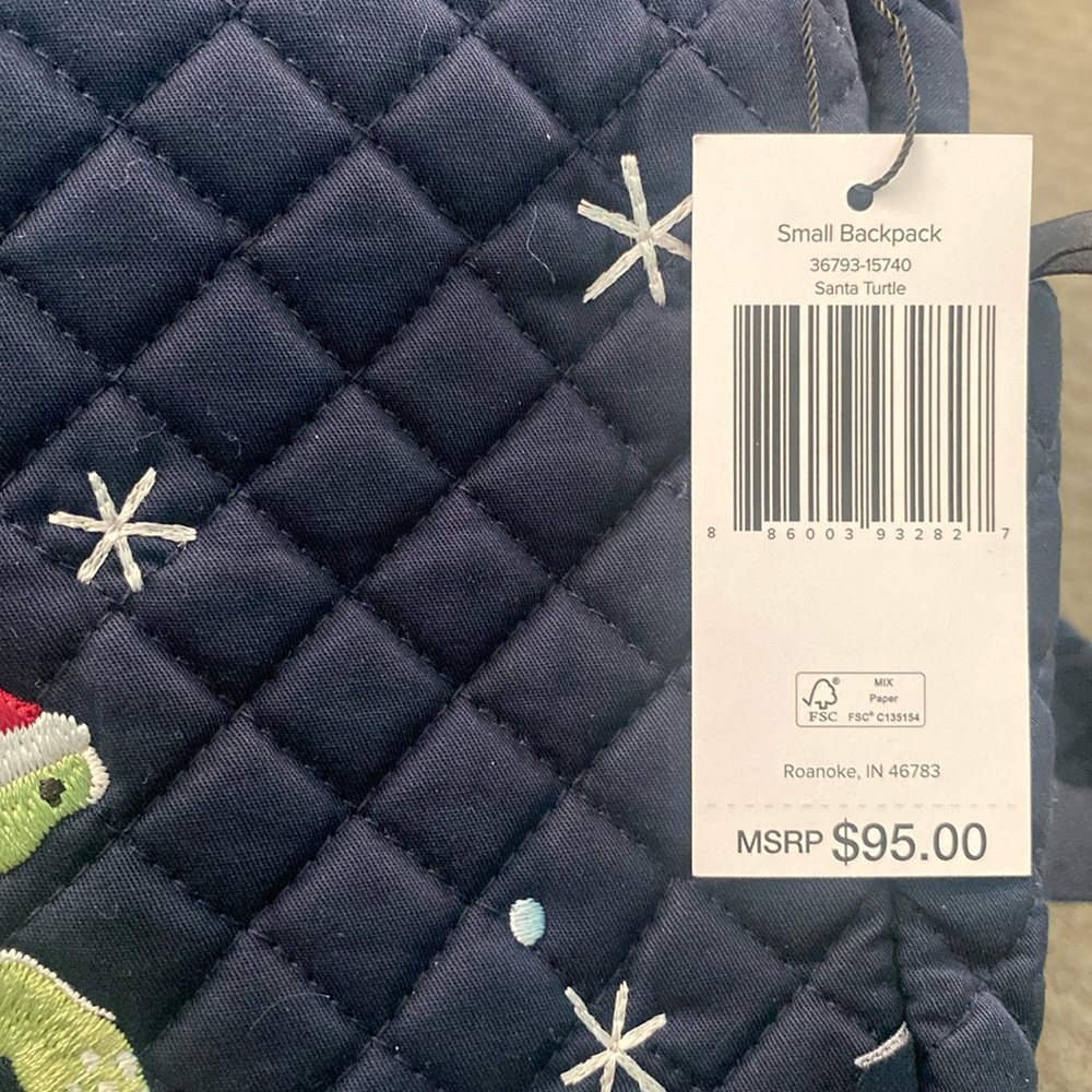 🆕Vera Bradley Cotton Quilted Small Backpack Bag Holiday “Santa Turtle” Navy - Picture 6 of 6